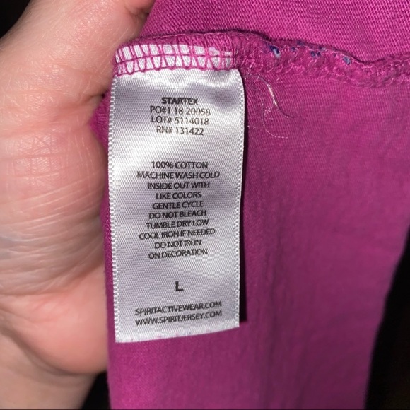 Disney Epcot 2019 Long Sleeve Top Large - Picture 10 of 12